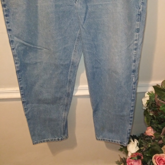 Carhartt 46 x 30 Relaxed Fit 100% Cotton Light Wash Distressed Jeans - Picture 3 of 9